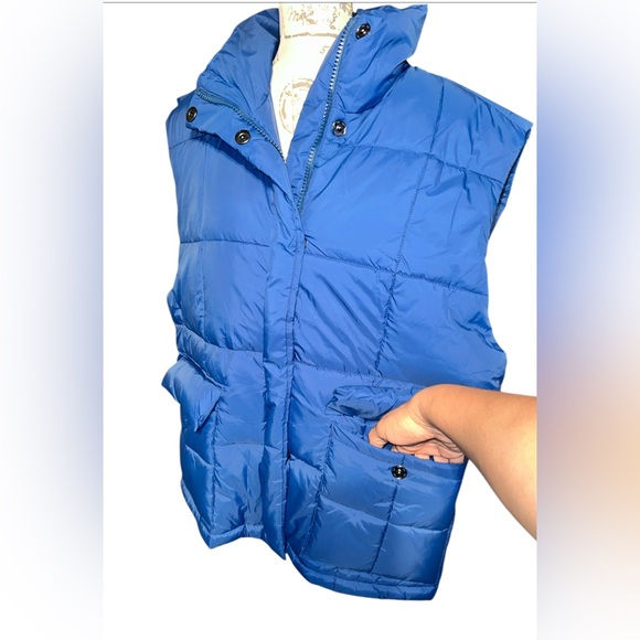 Beyond the yoga puffer vest SIZE S, XL color blue NWT - Picture 7 of 7